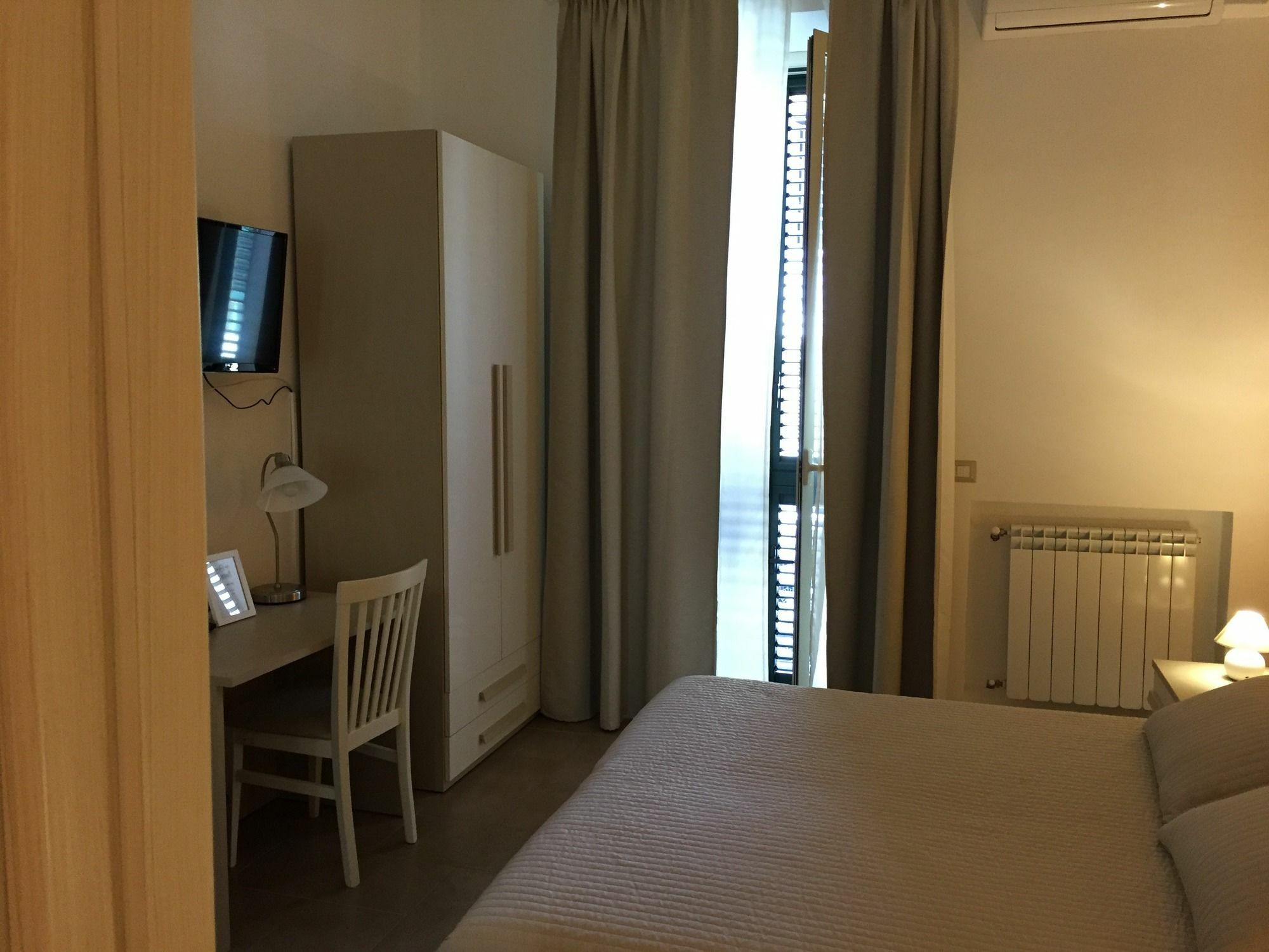 B&B Cairoli Messina Exterior photo